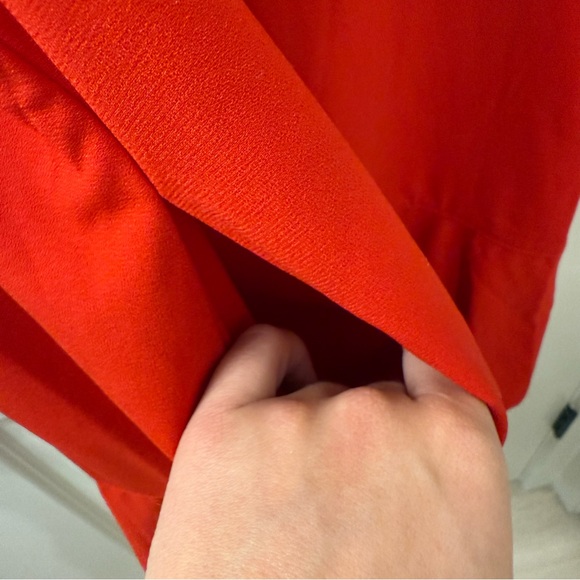 Tuckernuck Callahan Shirt Dress Red Crepe Swing Ruffle Hem Pockets Size Large - Picture 5 of 8